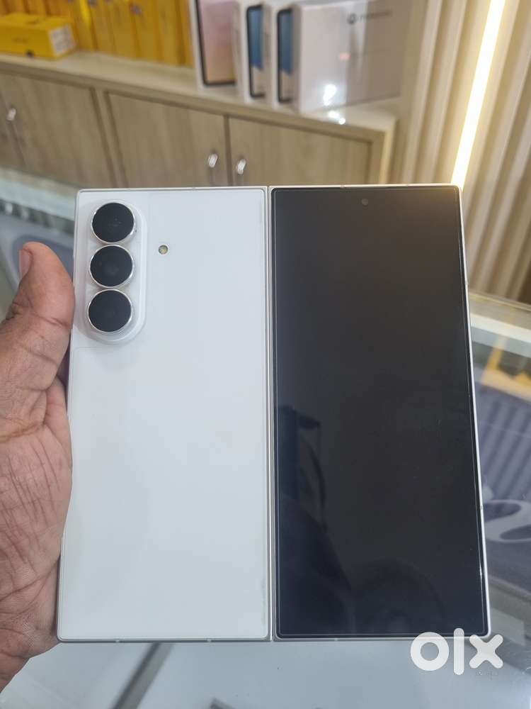 galaxy z fold 8 ultra 512 gb storage