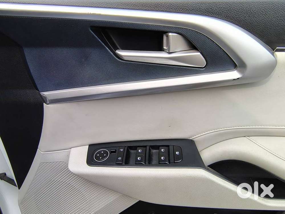 Kia Carens D1.5 Luxury 7str 6mt, 2024, Petrol