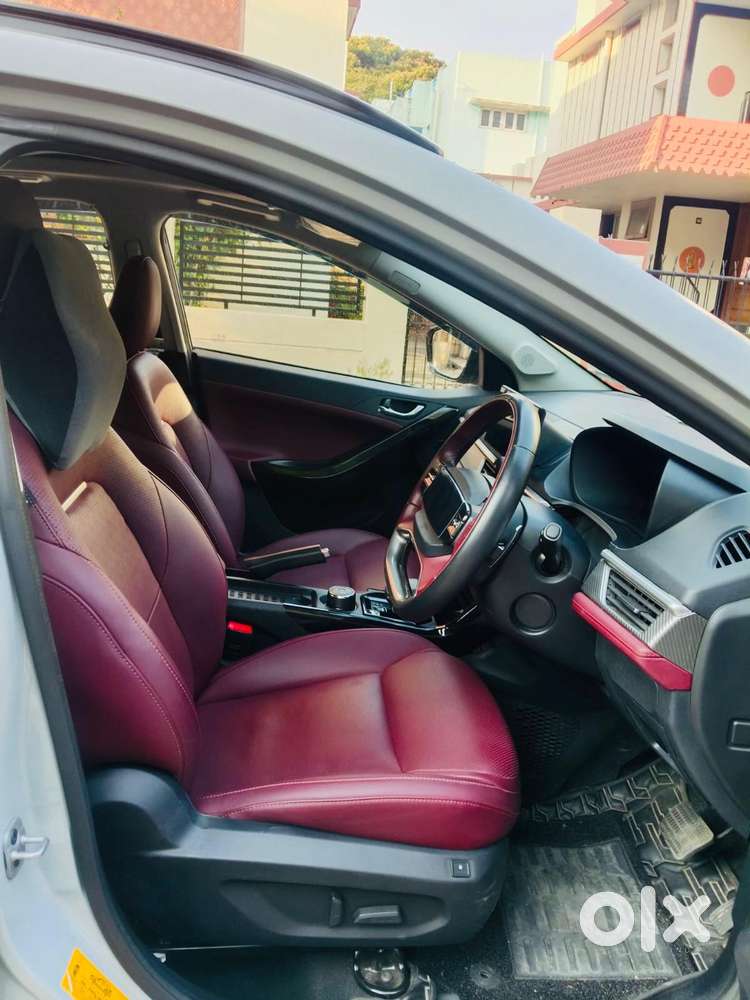 Tata Curvv Accomplished S 1.2 Revotron Petrol 7dca, 2025, Petrol