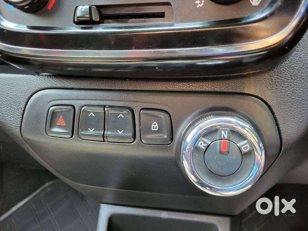 Renault Kwid 1.0 Rxt (o) Easy-r, 2018, Petrol