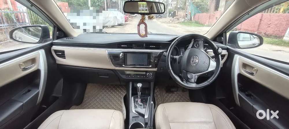 2016 Corolla Altis (less Driven)