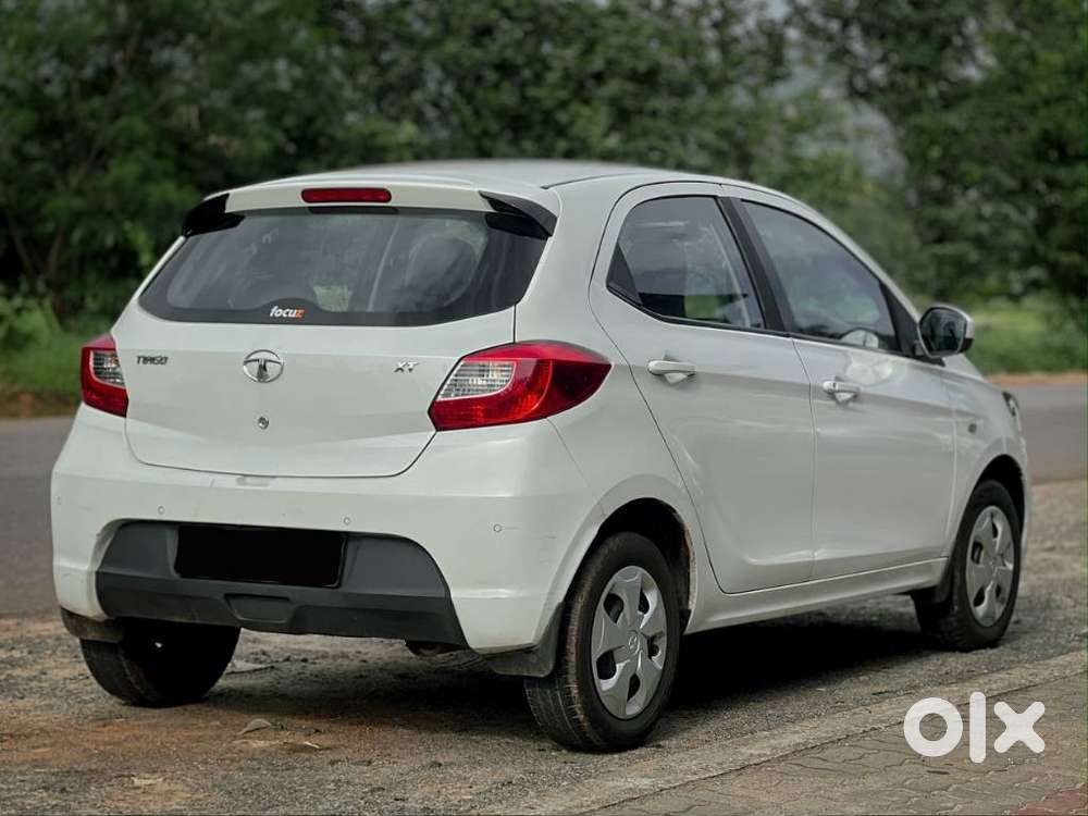 Tata Tiago 1.2 Revotron Xt (o), 2016, Petrol