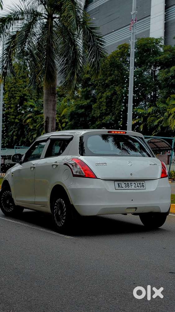 Maruti Suzuki Swift 2016