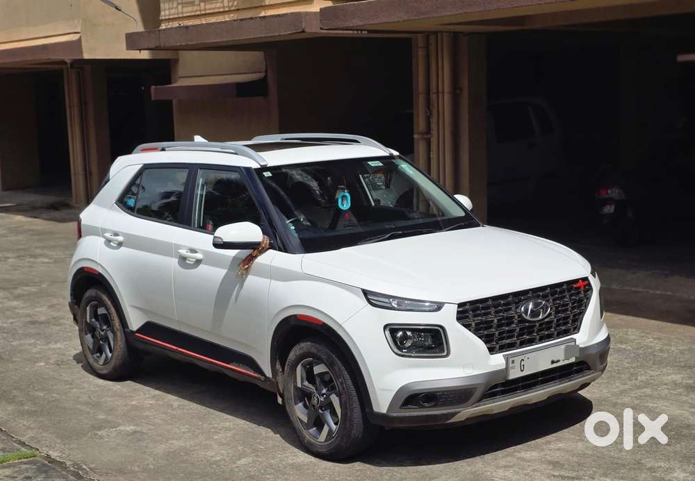 Hyundai Venue Sx (o) Mt 1.5 Diesel, 2020, Diesel