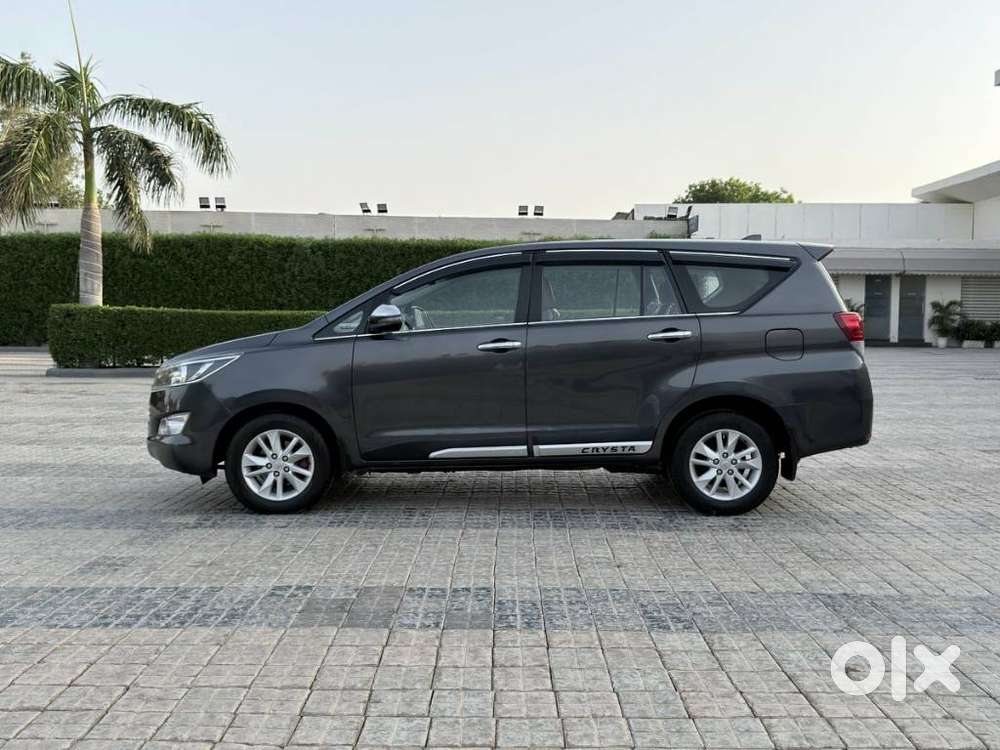Toyota Innova Crysta 2.4 G Mt, 2020, Diesel