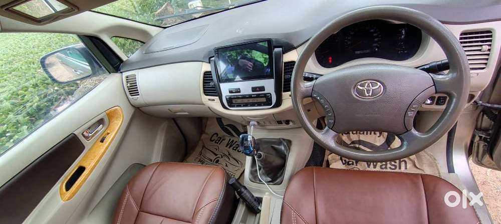 Toyota Innova 2.5 V 7 Str, 2009, Diesel