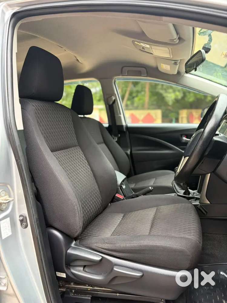 Toyota Innova Crysta 2.4 2019