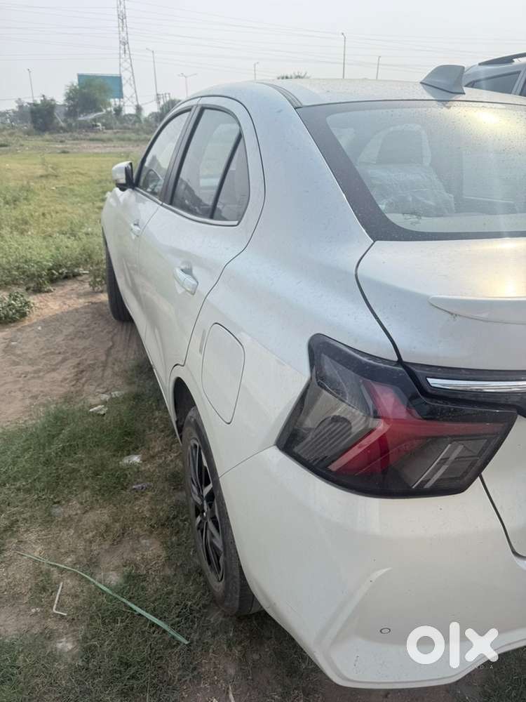 Maruti Dzire 2015 Petrol Plus