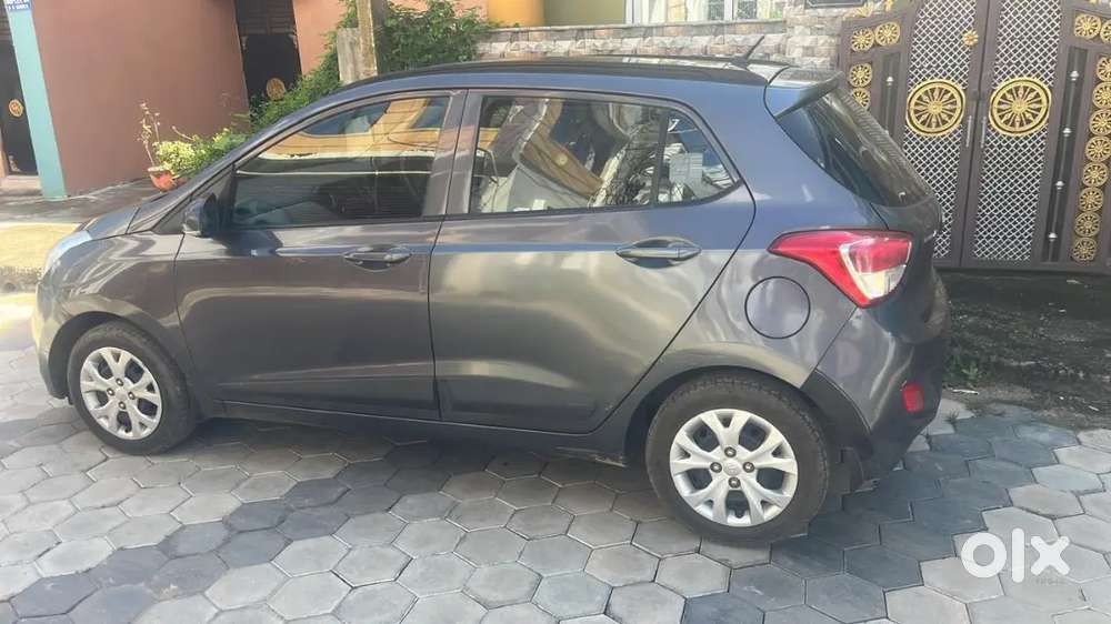 Hyundai Grand I10 2016 Petrol 60000 Km Driven