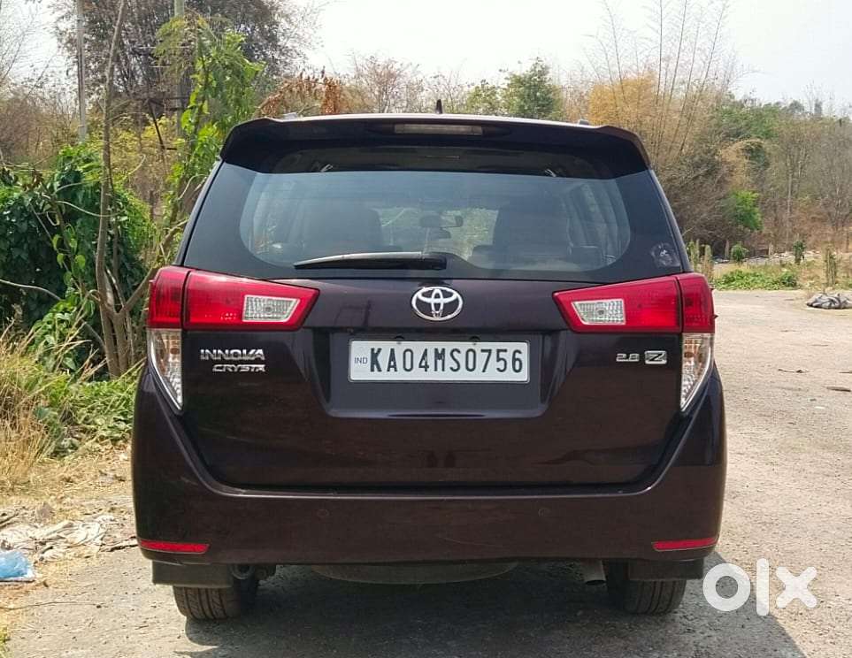 Toyota Innova Crysta 2.8z Automatic, 2016, Diesel