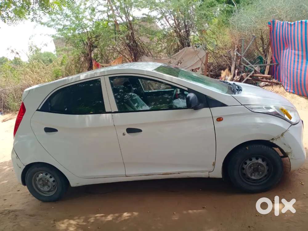 Hyundai Eon 2013 Cng & Hybrids Good Condition
