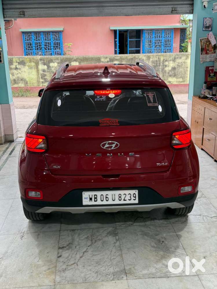 Hyundai Venue 1.0 Sx (o) Turbo Imt, 2021, Petrol
