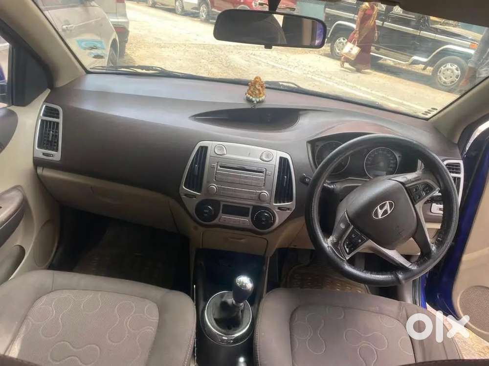 Hyundai I20 1.4 Crdi Sportz 2011 Model