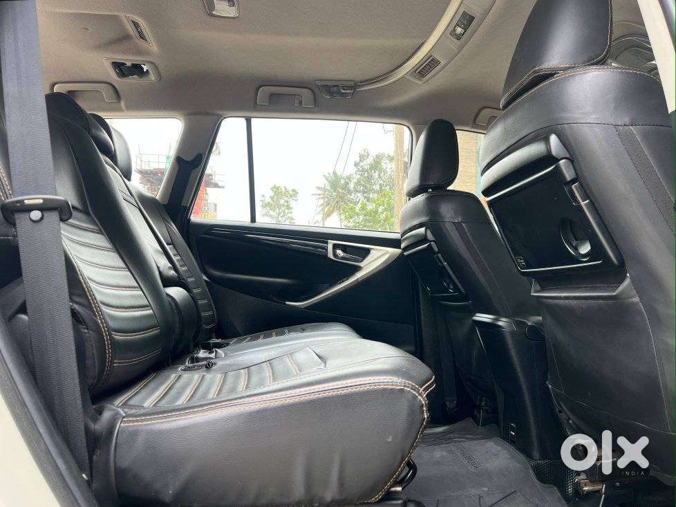 Toyota Innova Crysta 2.4 V 8 Str, 2019, Diesel