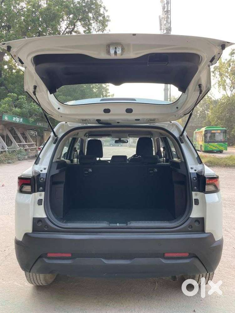 Maruti Suzuki Brezza 1.5 Vxi Smart Hybrid, 2022, Petrol
