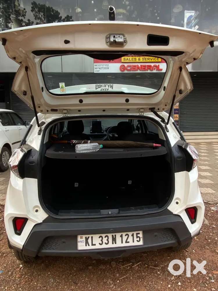 2021 Tata Nexon Xe  Low Km  No Accident