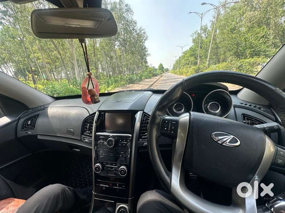 Mahindra Xuv500 2020 V