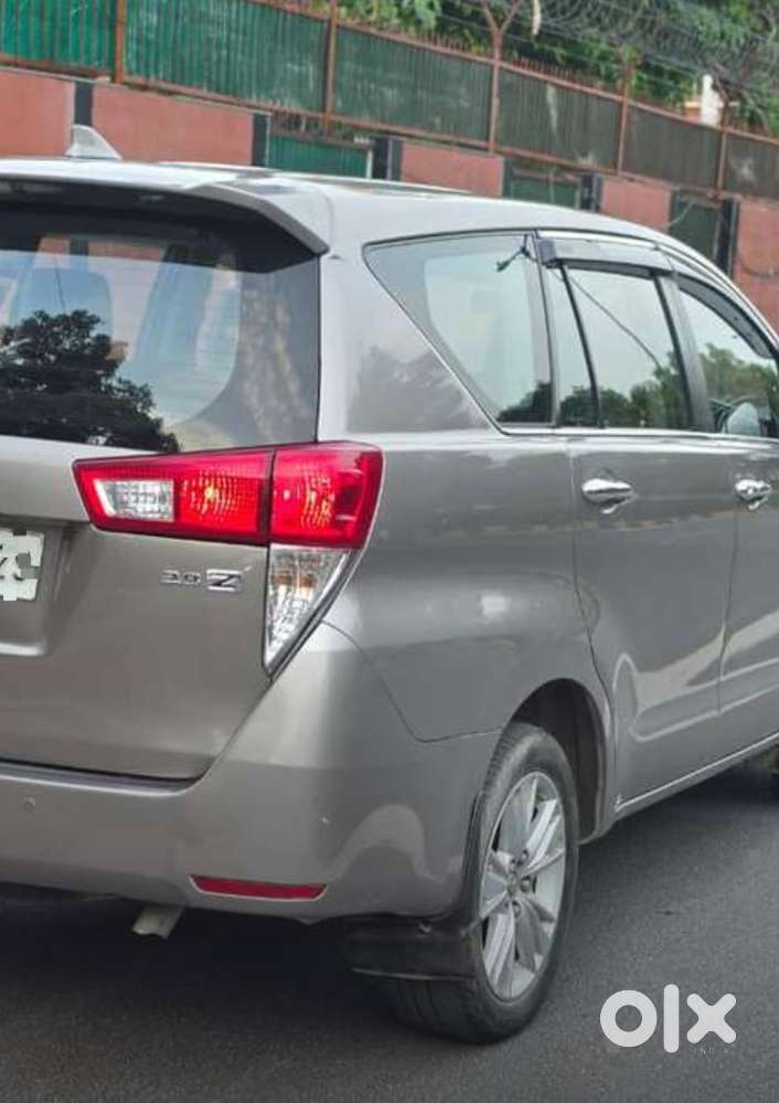 Toyota Innova Crysta 2.8z Automatic, 2018, Diesel