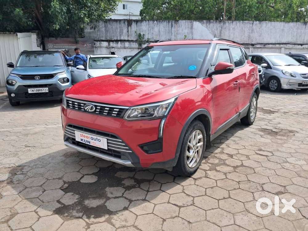 Mahindra Xuv300 W8, 2022, Petrol