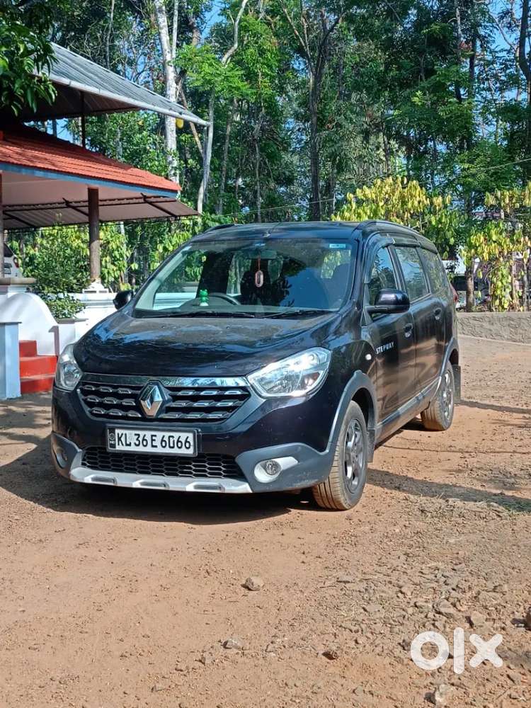 2015 Model Renault Lodgy Rxz