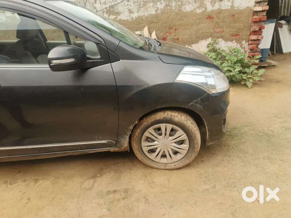 Maruti Suzuki Ertiga 2017 पेट्रोल मैन्युअल