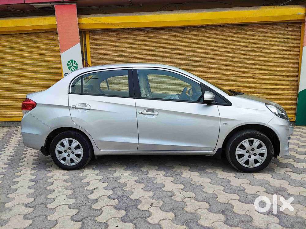 Honda Amaze- Manual