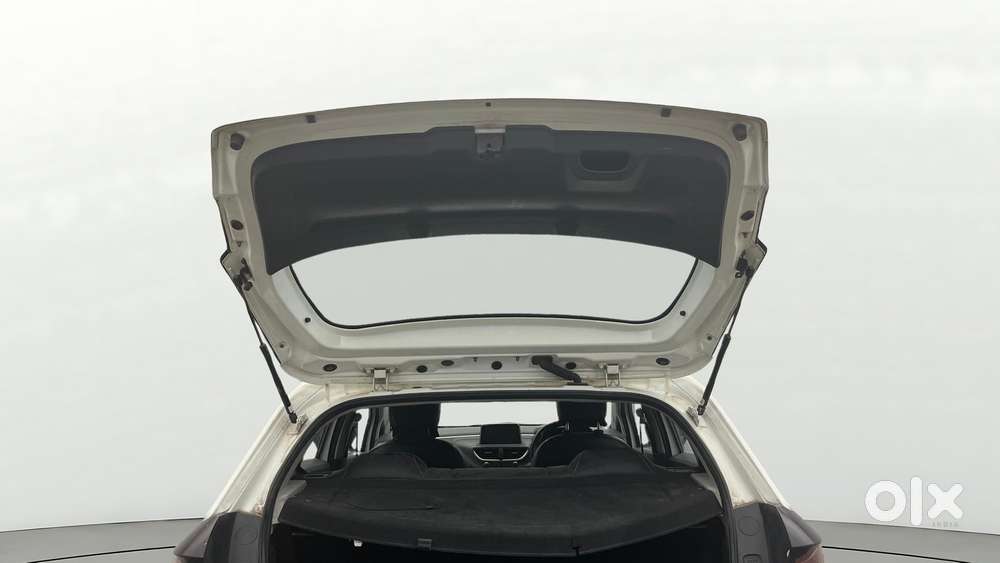 Tata Altroz 1.2 Xt, 2020, Petrol