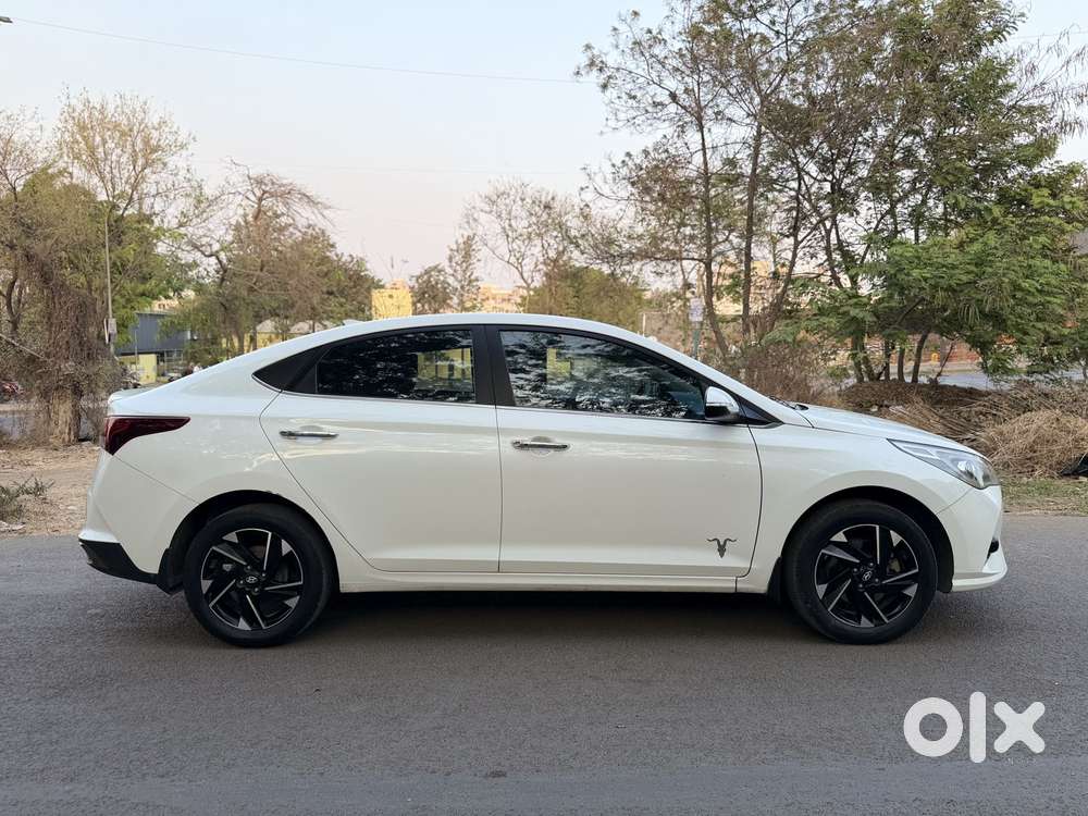 Hyundai Verna 1.5 Sx Diesel At, 2022, Diesel
