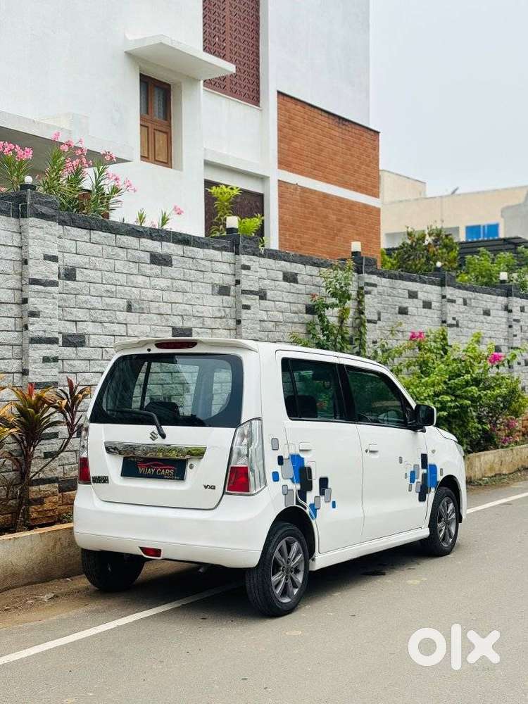 Maruti Suzuki Wagon R Stingray Amt Vxi, 2016, Petrol