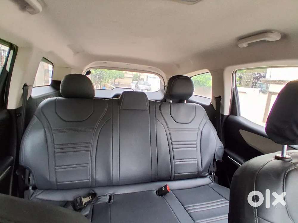 Mahindra Xuv700 2.0 Petrol 2023