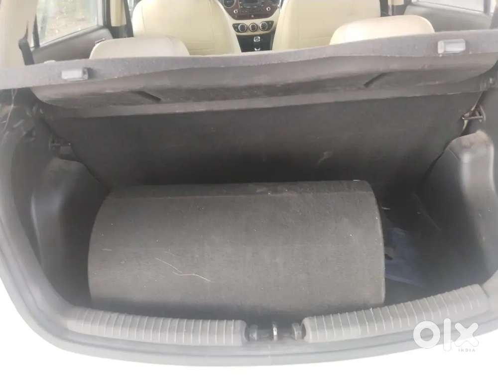 Hyundai Grand I10 2016 Petrol 80000 Km Driven