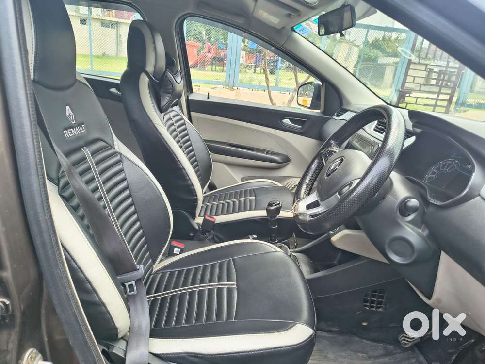 Renault Triber Rxz, 2021, Petrol