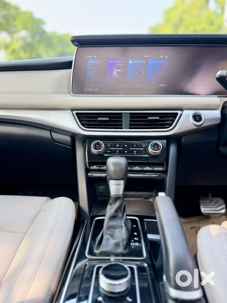 Mahindra Xuv700 Ax7 Awd, 2023, Petrol