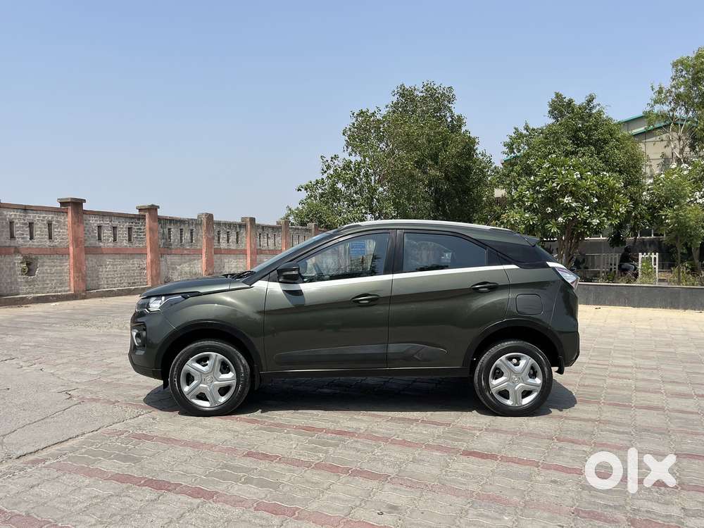 Tata Nexon 1.5 Revotorq Xma Amt, 2023, Petrol