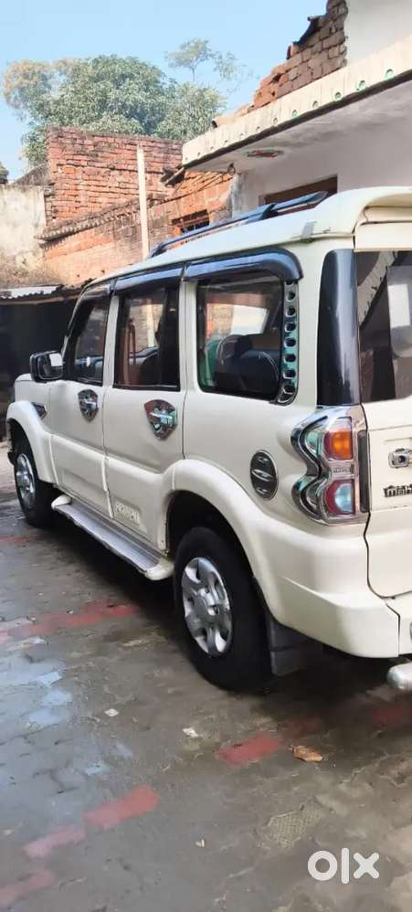 Mahindra Scorpio 2015 Diesel 120000 Km Driven