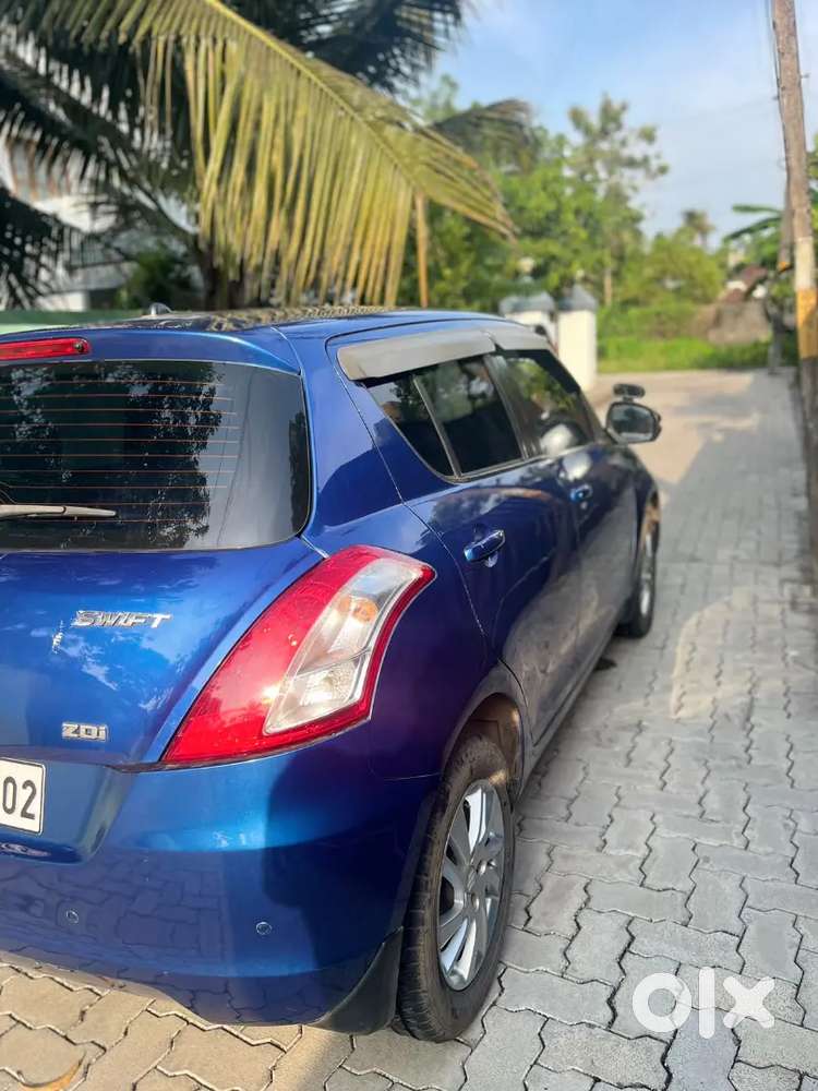 Maruti Suzuki Swift Zdi 2012
