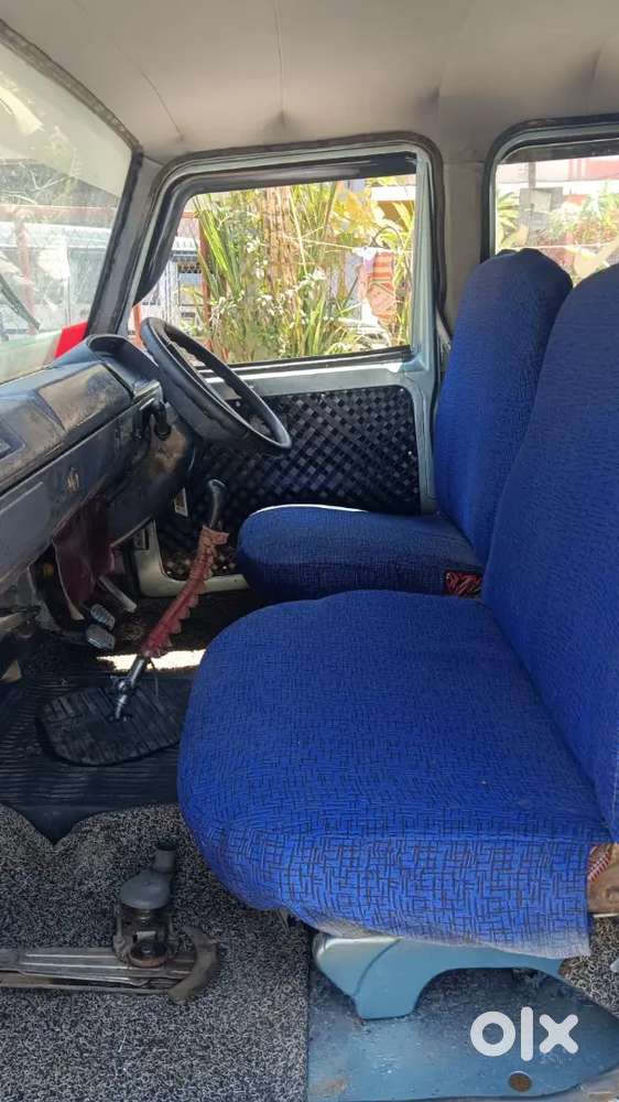 Force Motors Trax Cruiser 2014