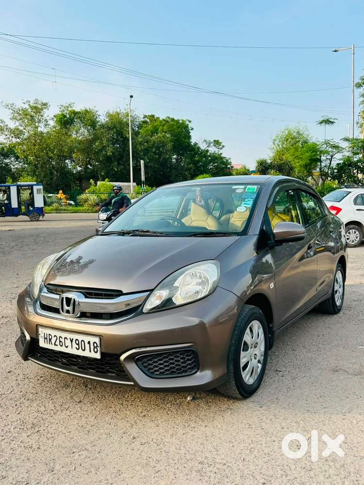Honda Amaze Petrol 2016 . Both Keys. Insurance Valid. 2 Airbags