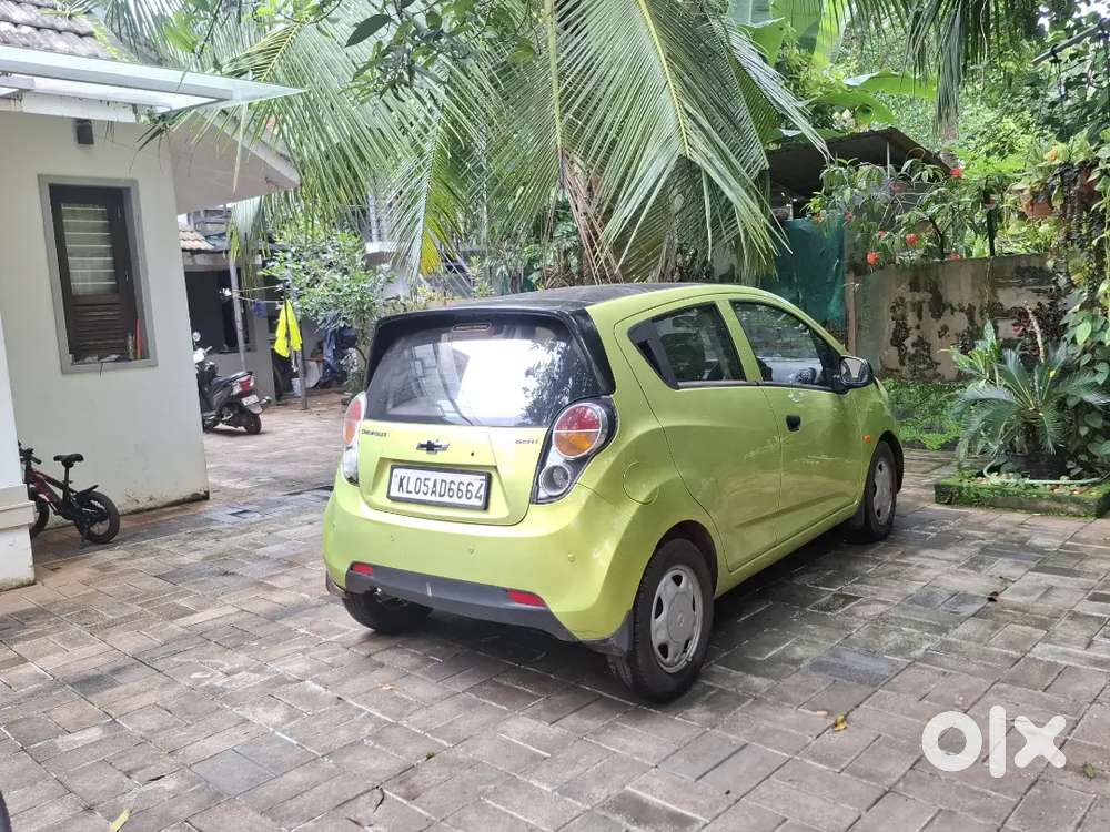 Chevrolet Beat 2011 Petrol