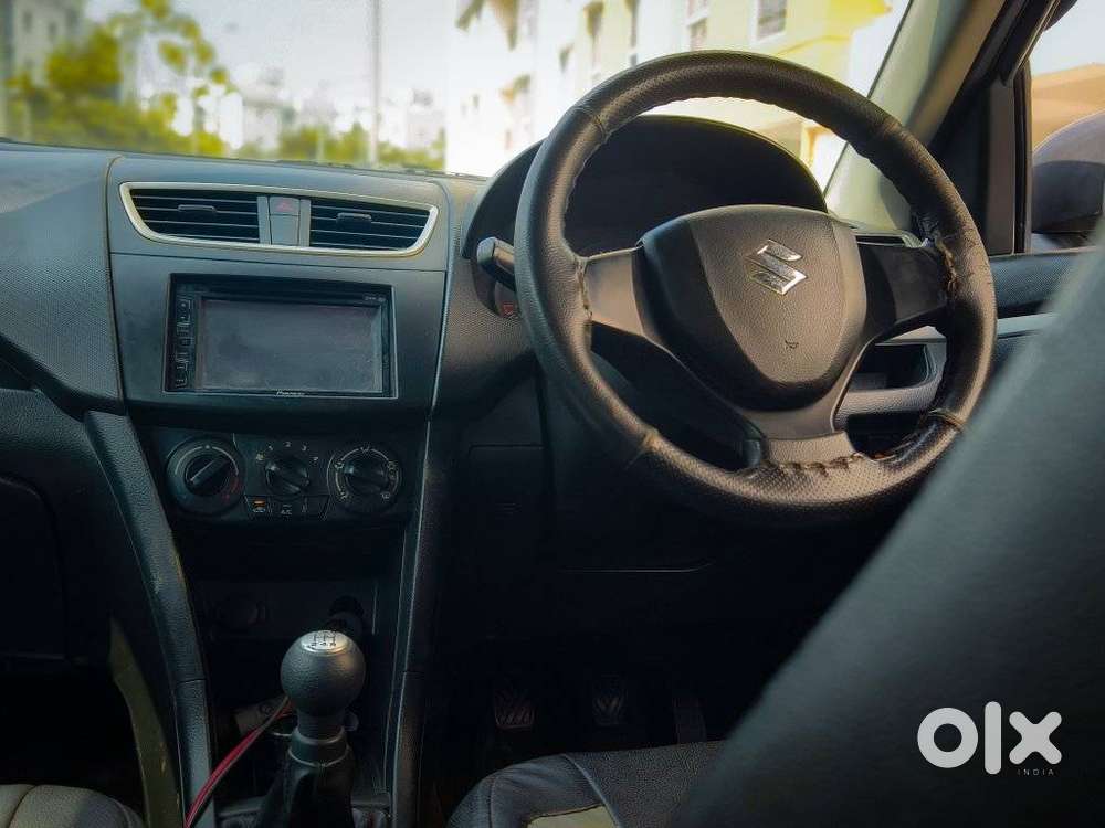 Maruti Suzuki Swift Lxi Option, 2016, Petrol