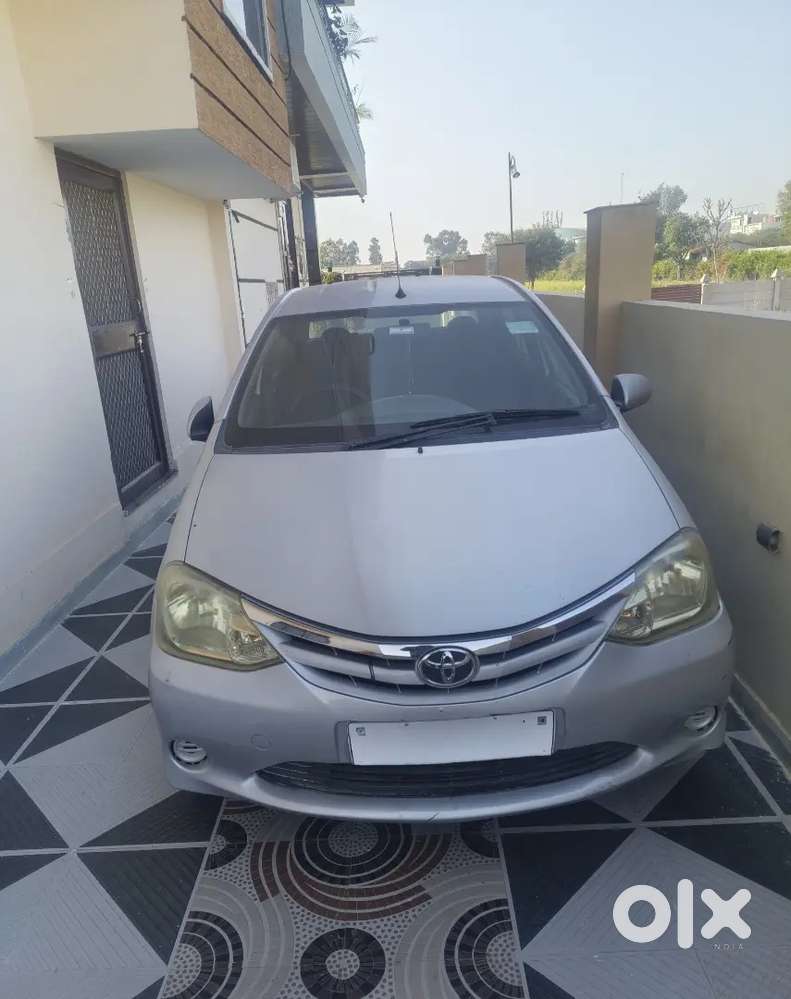 Toyota Etios 2012 Petrol
