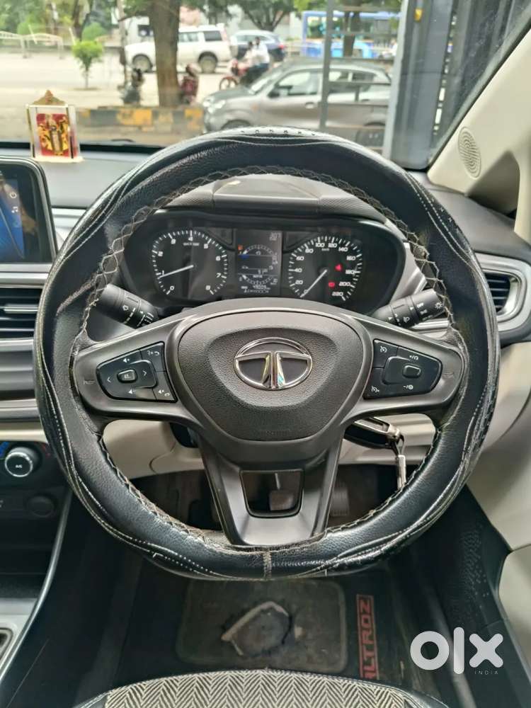 Tata Altroz Xm Plus (s), 2023, Petrol