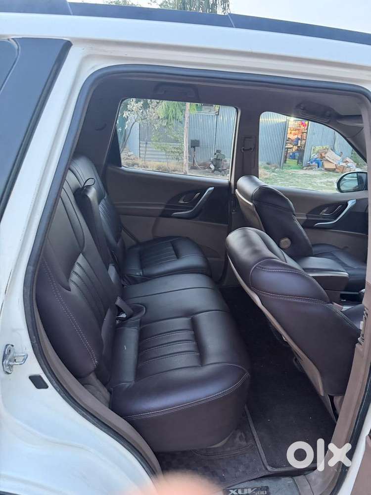 Mahindra Xuv500 2012 Diesel 212000 Km Driven