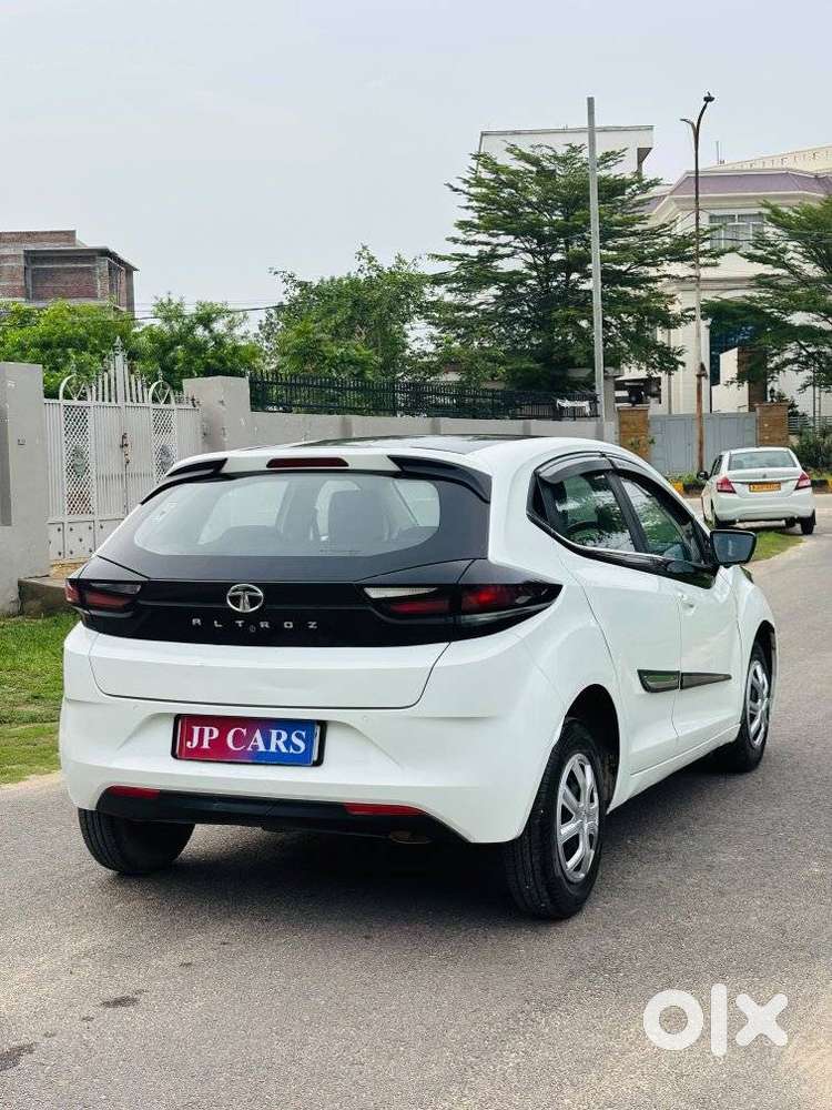 Tata Altroz 1.2 Xe, 2020, Cng & Hybrids