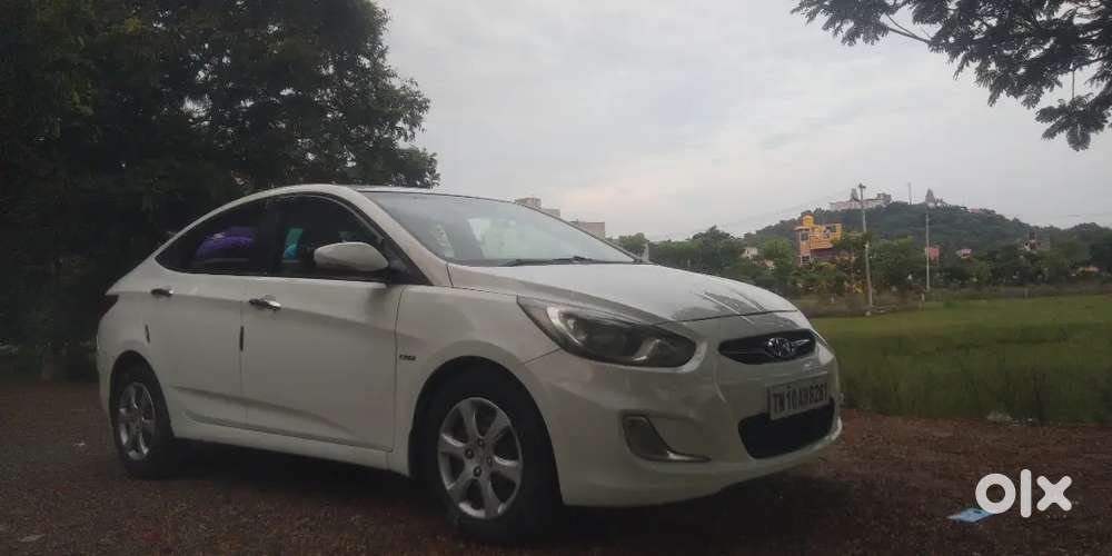 Hyundai Verna 2012 Diesel 128000 Km Driven
