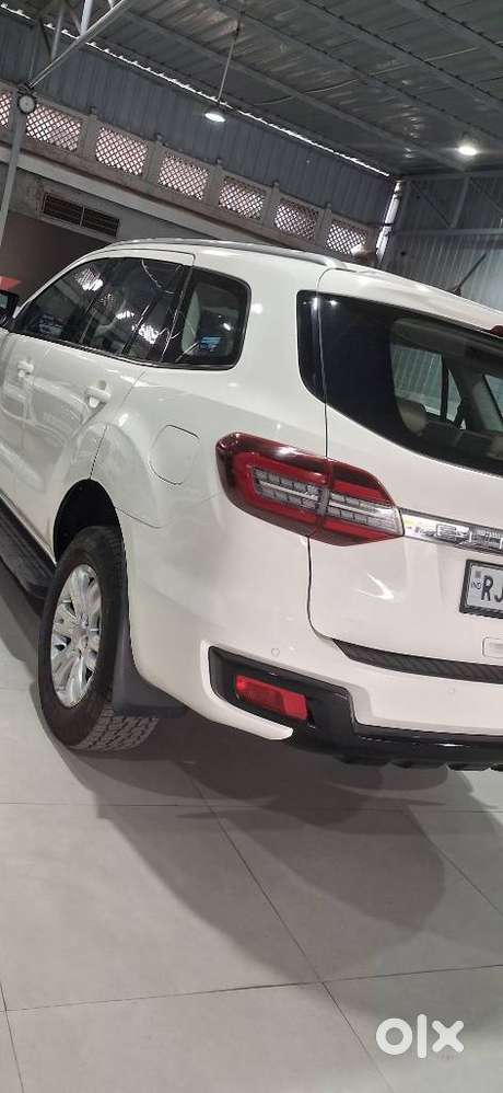Ford Endeavour 3.2 Titanium At 4x4, 2017, Diesel