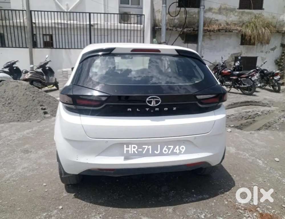 Tata Altroz 2021 Diesel Well Maintained
