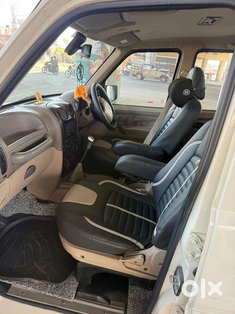 Mahindra Scorpio 2014 Diesel Manual