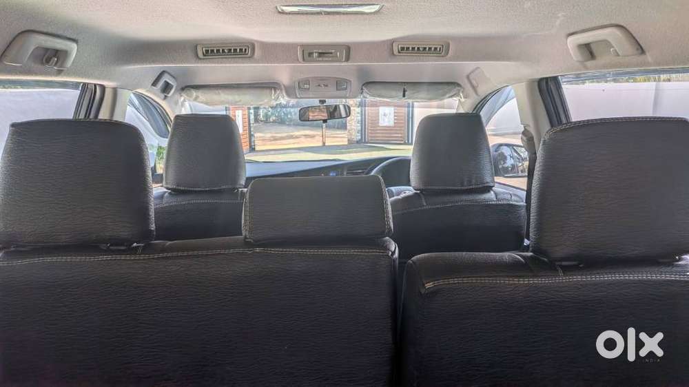 Toyota Innova Crysta 2.4 G Mt 7 Str, 2016, Diesel