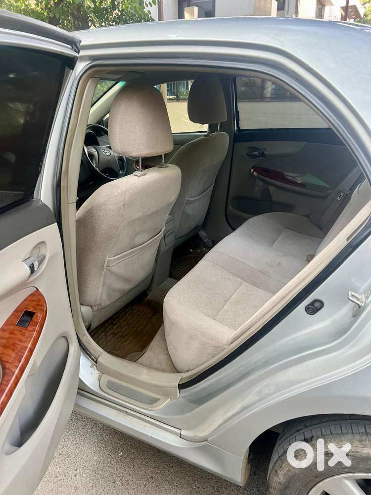 Toyota Corolla Altis 1.8 J, 2011, Petrol